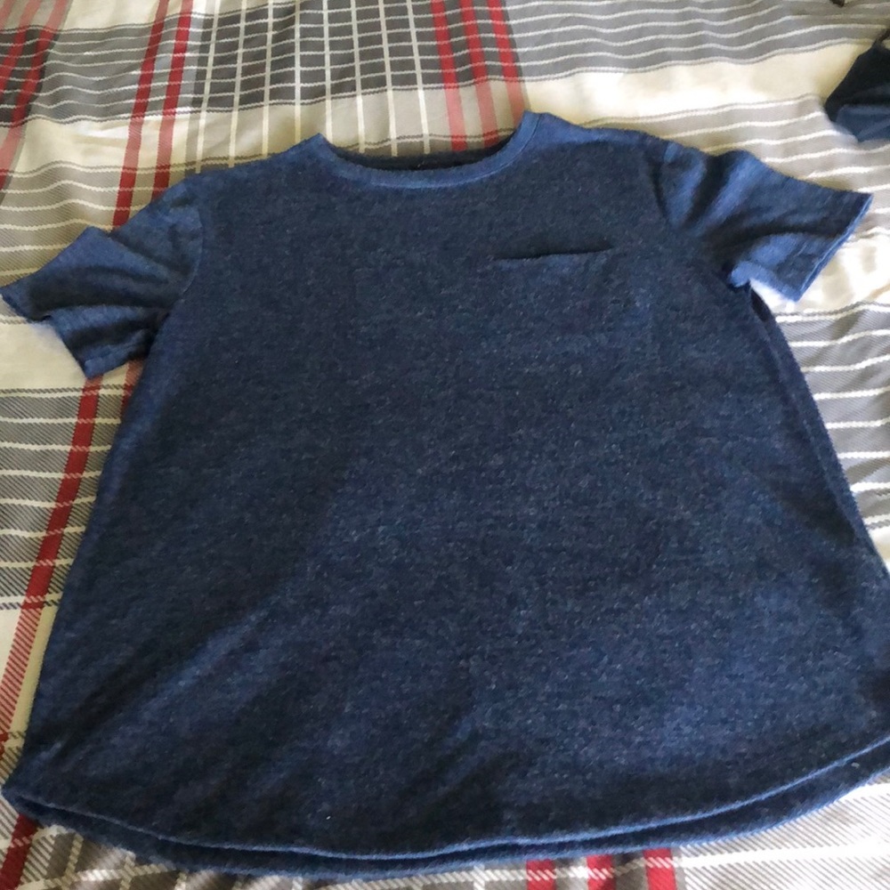 Curved bottom long lone T shirt